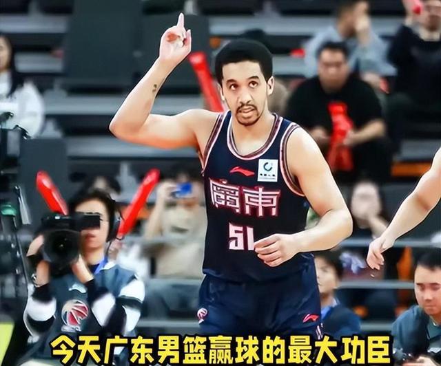 华南森为保级而战，拼尽全力！